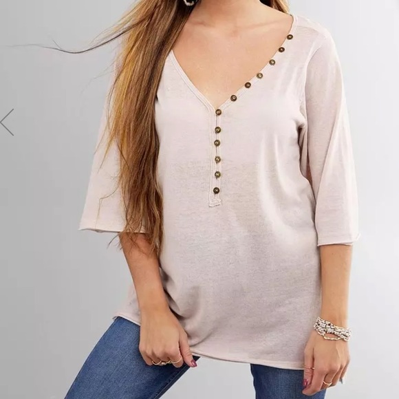 Free People Morgan Henley Top slouchy off shoulder Shirt buttons cream beige L - Picture 3 of 11
